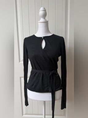 Banana Republic Silk Cashmere Wrap Top Keyhole Detail Soft Luxe Women’s Blouse